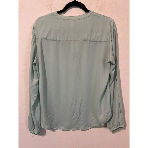 Torrid Sz 00 (US 10 M/L) Light Green Split Sleeve Balloon Sleeve Flowy Blouse - Picture 4 of 7